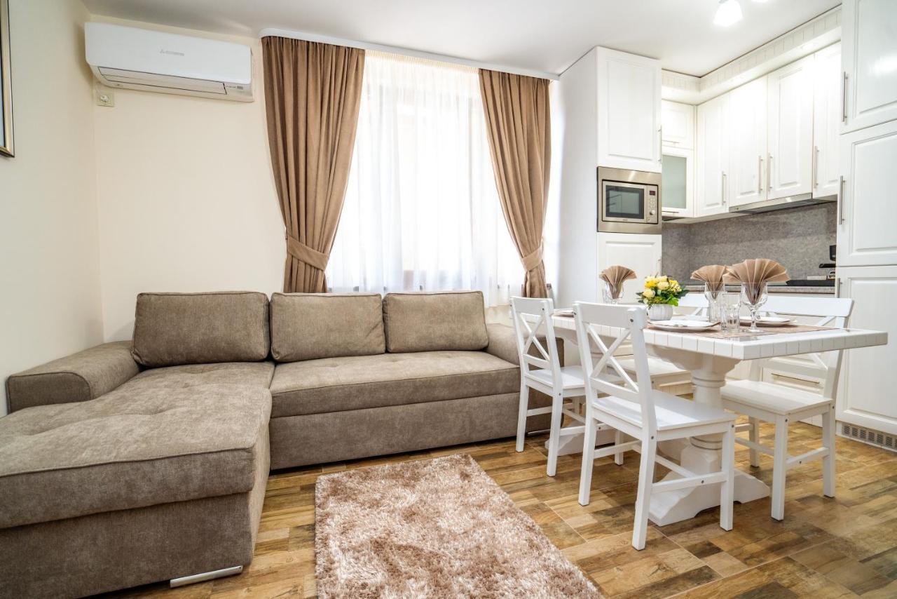 סנדנסקי Park Apartment Emilin מראה חיצוני תמונה