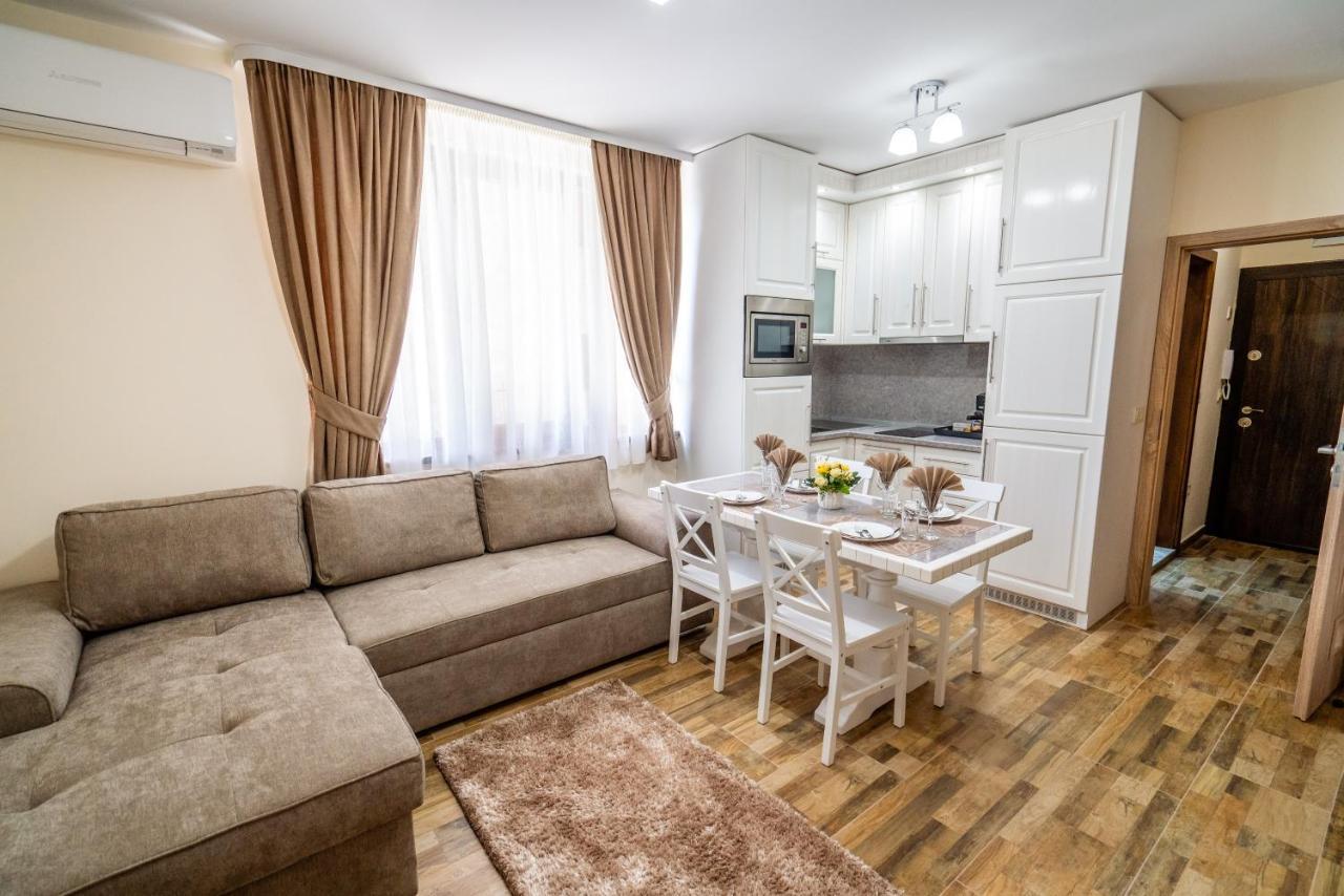 סנדנסקי Park Apartment Emilin מראה חיצוני תמונה